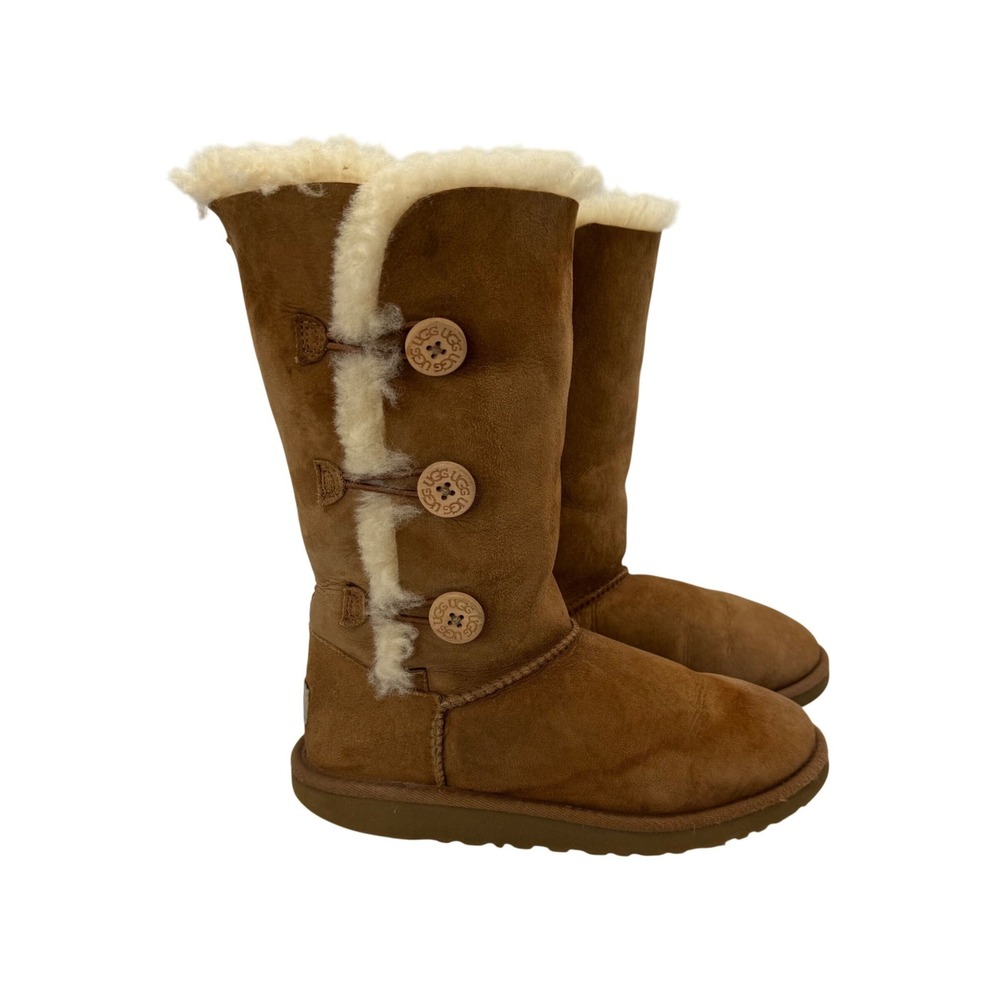 UGG Australia Chestnut Bailey Button Triplet Boots Size 5 Kids Winter Shearling